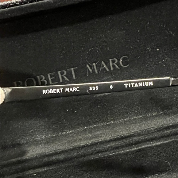 Robert Marc Silver Eyeglasses with Case - Picture 5 of 6